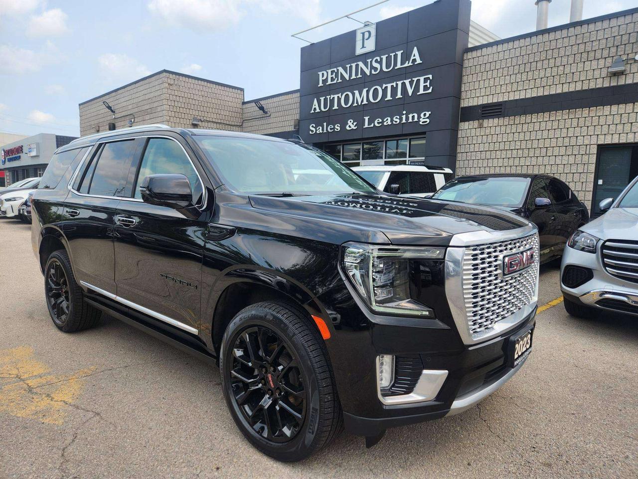 2023 GMC Yukon DENALI,REAR SCREENS, 6.2LV8,22",PANO Photo0