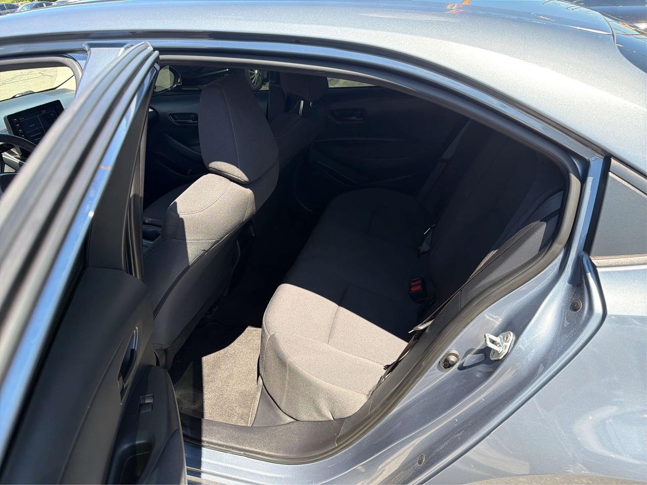 2022 Toyota Corolla LE UPGRADE SUNROOF SUPER CLEAN WE FINANCE! Photo
