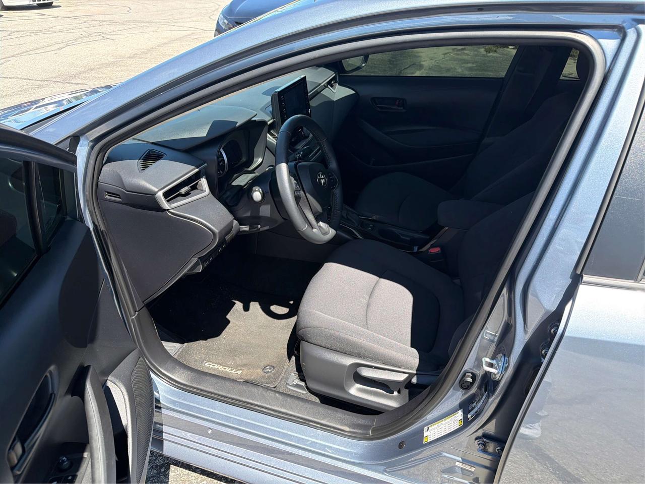 2022 Toyota Corolla LE UPGRADE SUNROOF SUPER CLEAN WE FINANCE! Photo