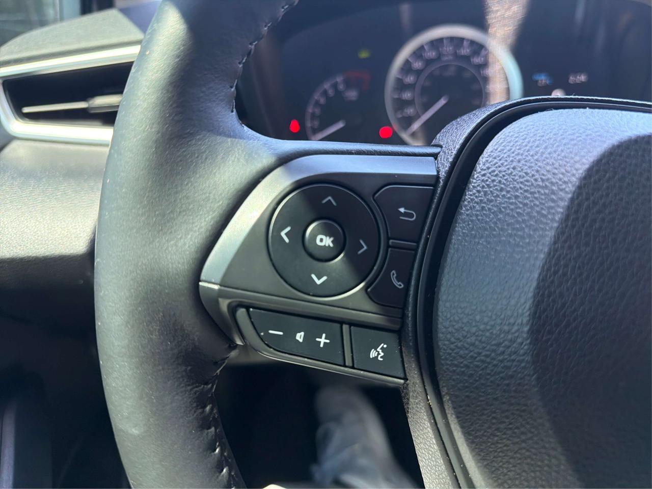 2022 Toyota Corolla LE UPGRADE SUNROOF SUPER CLEAN WE FINANCE! Photo