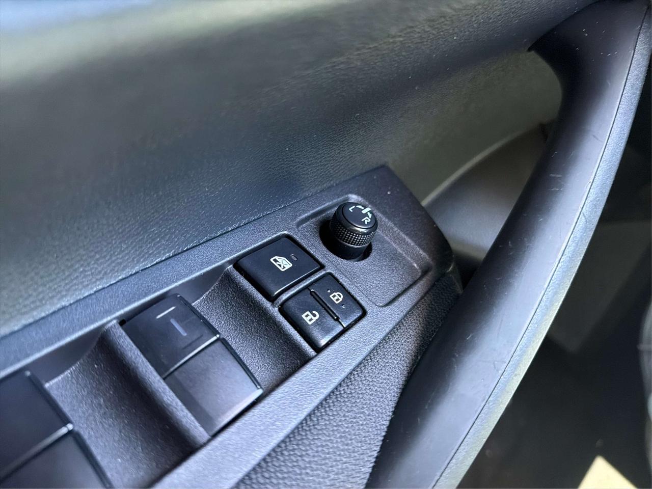 2022 Toyota Corolla LE UPGRADE SUNROOF SUPER CLEAN WE FINANCE! Photo
