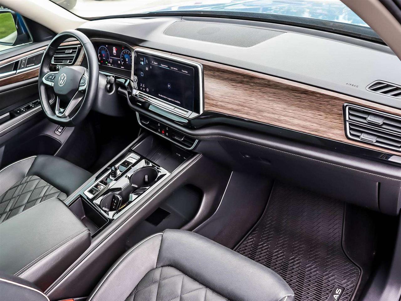 2025 Volkswagen Atlas EXECLINE Photo