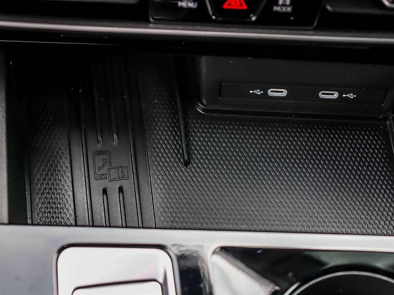 2025 Volkswagen Atlas EXECLINE Photo