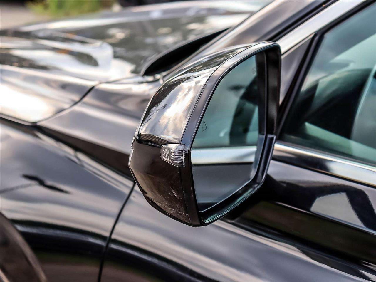 2025 Hyundai PALISADE Ultimate Calligraphy Night Photo