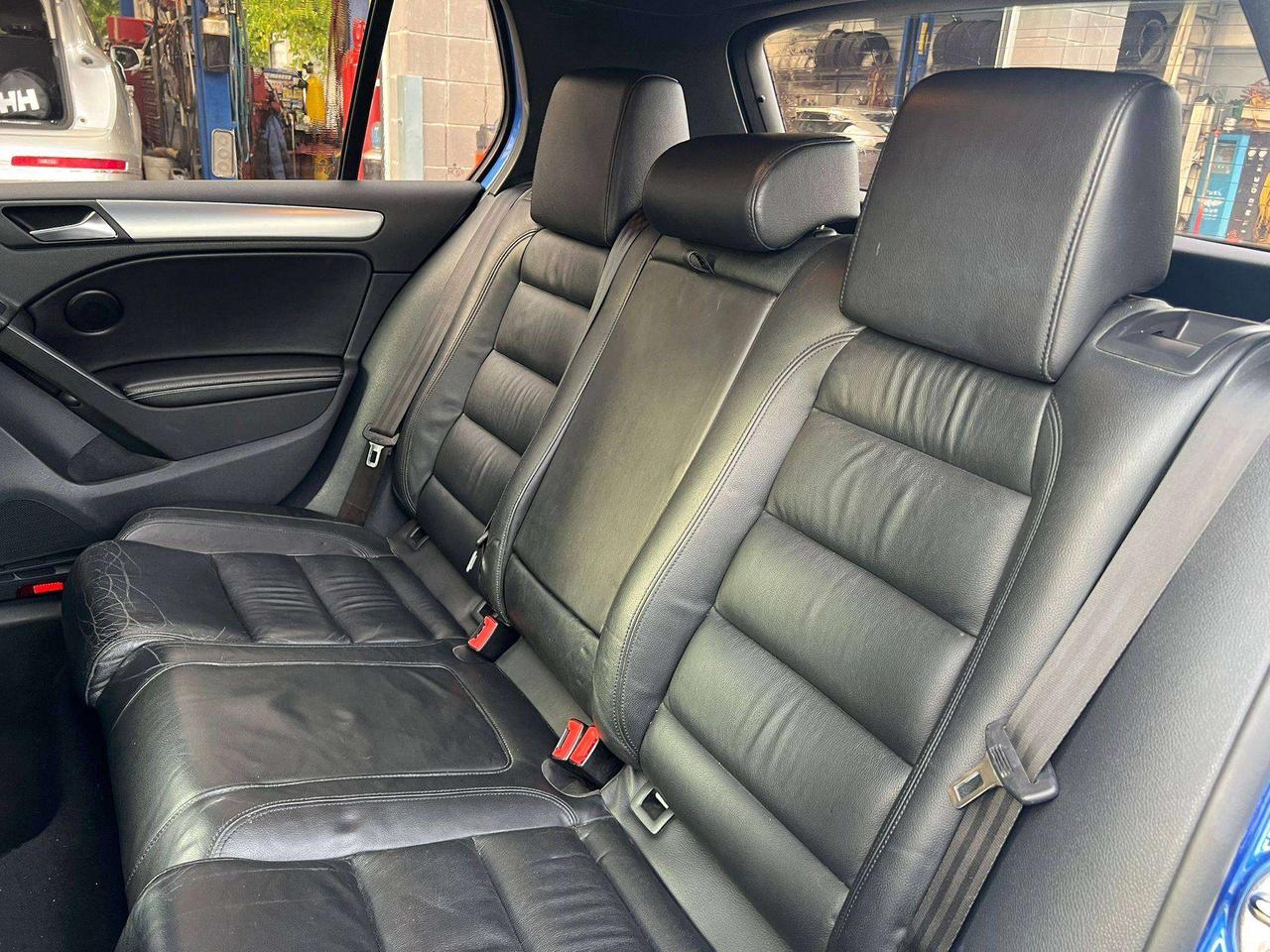 2012 Volkswagen Golf R Clean CARFAX  6-Speed Manual  AWD Photo