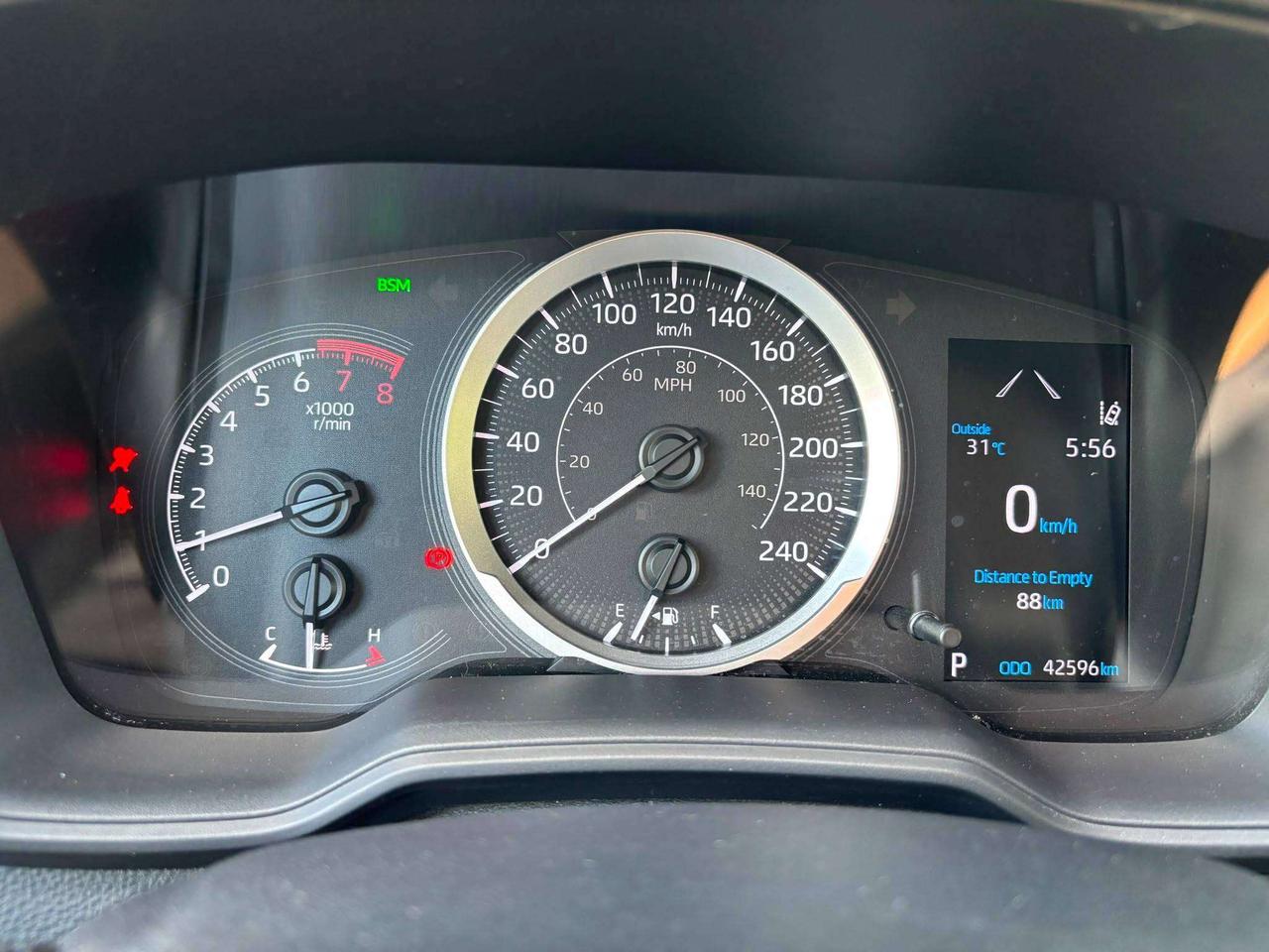 2020 Toyota Corolla LE Photo