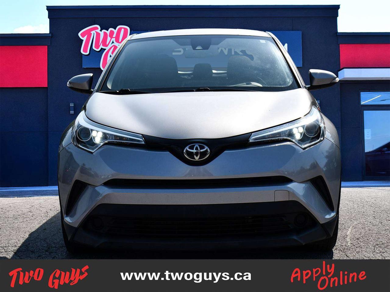 2018 Toyota C-HR XLE Back Up Camera Heated Front Seats Photo4