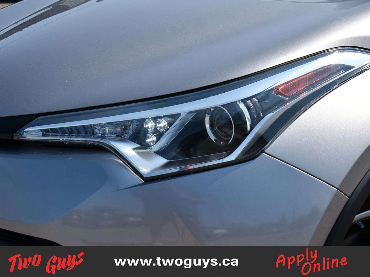 2018 Toyota C-HR XLE Back Up Camera Heated Front Seats Photo2