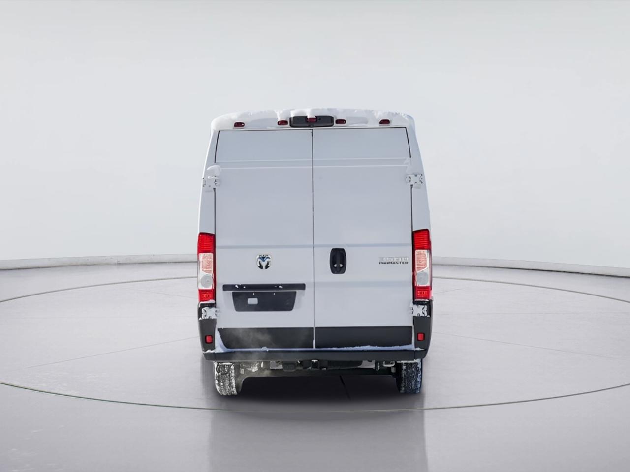 2025 RAM ProMaster SLT+ Photo3