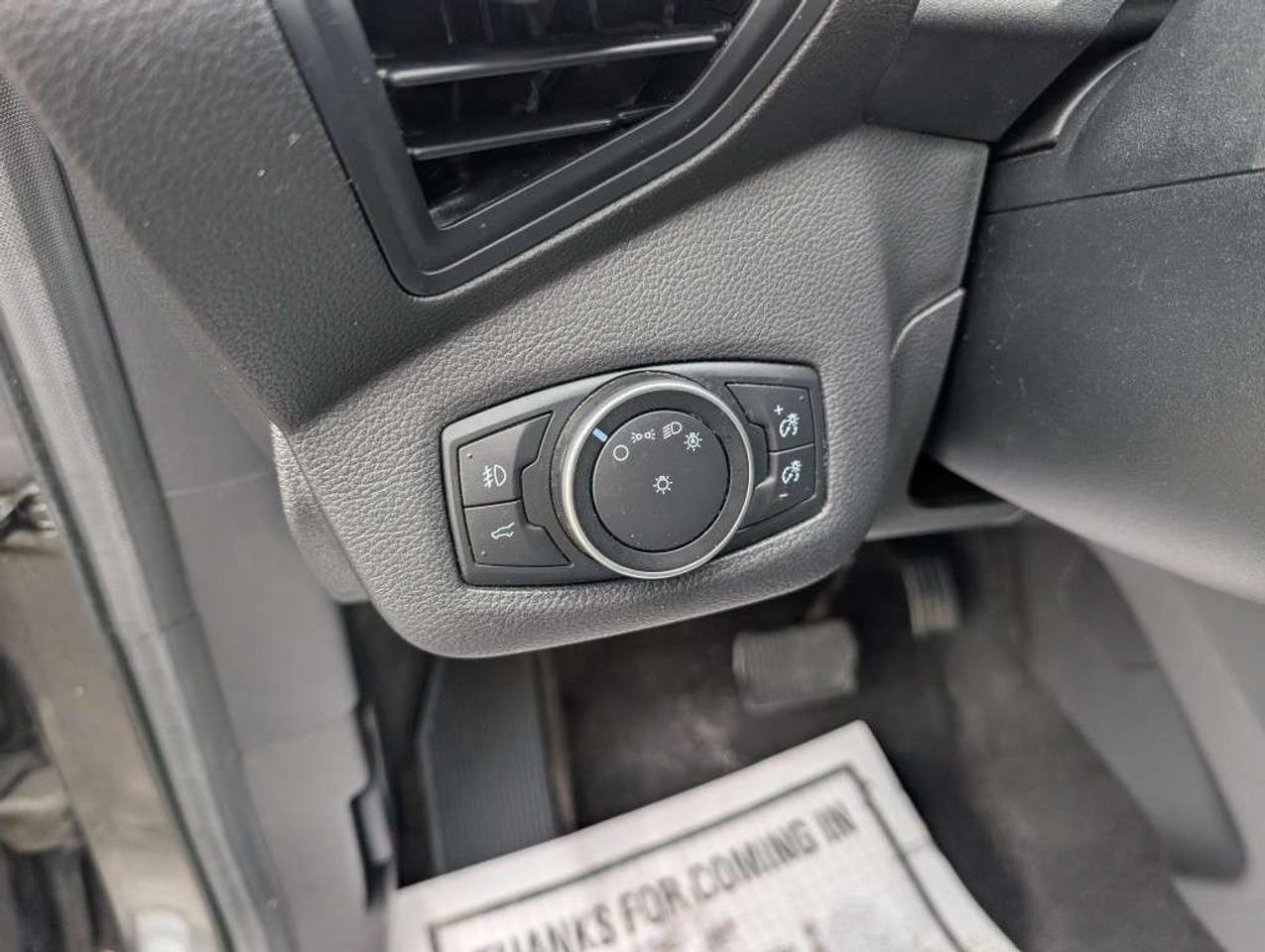 2017 Ford Escape SE   CAMERA   HTD SEATS Photo