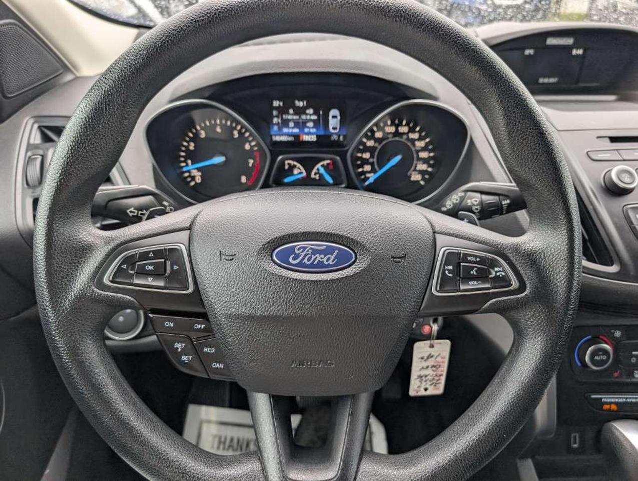2017 Ford Escape SE   CAMERA   HTD SEATS Photo