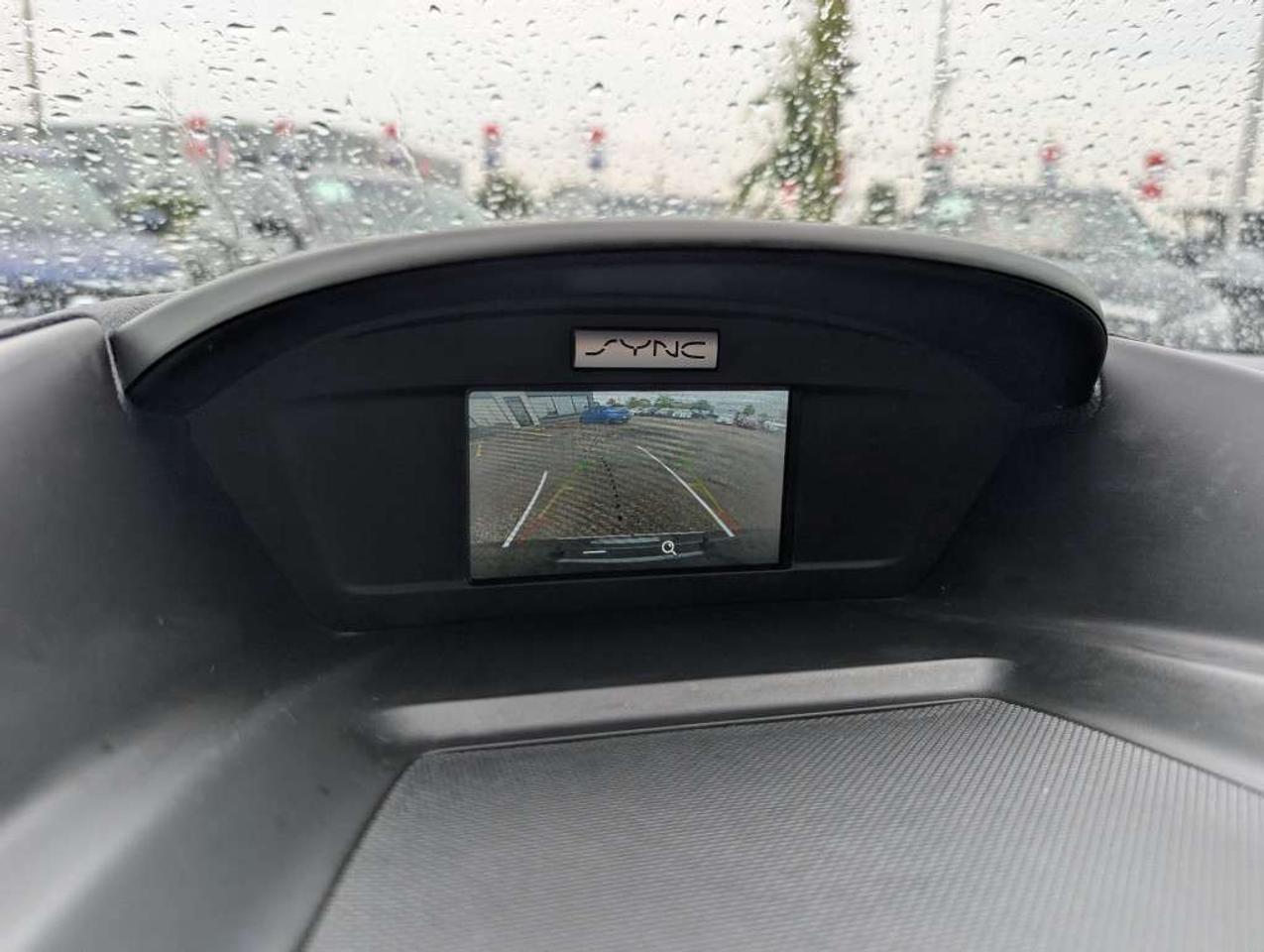2017 Ford Escape SE   CAMERA   HTD SEATS Photo