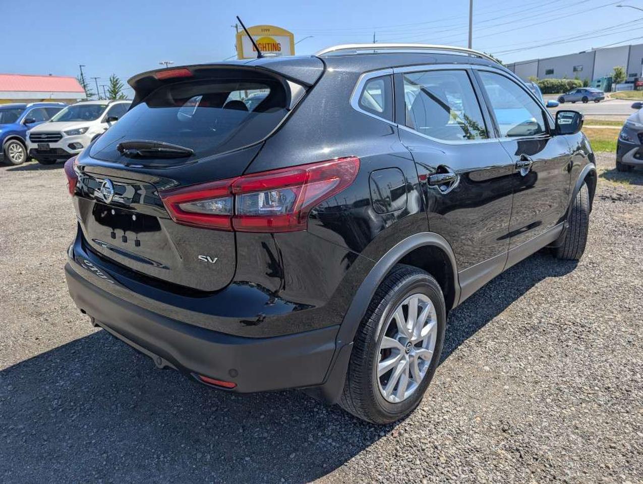 2021 Nissan Qashqai SV   SUNROOF   CAMERA   HTD SEATS Photo