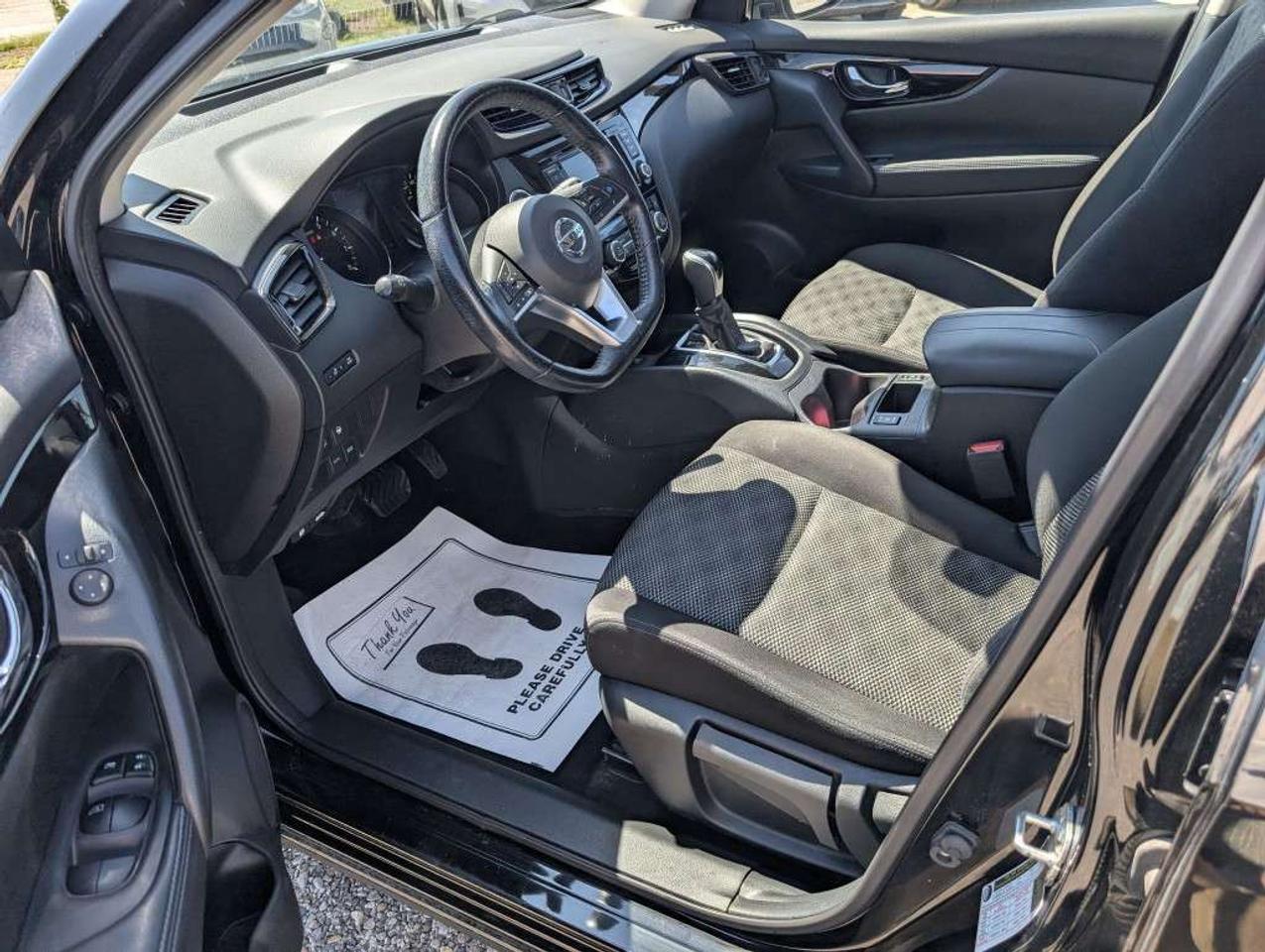 2021 Nissan Qashqai SV   SUNROOF   CAMERA   HTD SEATS Photo