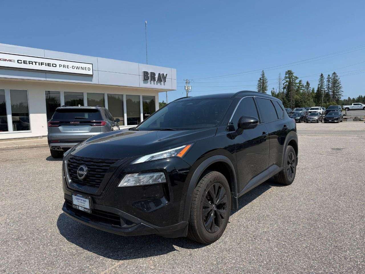 2023 Nissan Rogue ALL WEATHER MATS. PANORAMIC MOONROOF. LEATHER SEATING. FUEL EFFICIENT. CERTIFIED. Photo