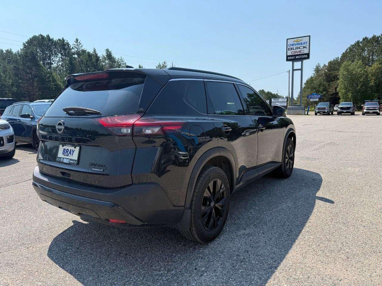 2023 Nissan Rogue ALL WEATHER MATS. PANORAMIC MOONROOF. LEATHER SEATING. FUEL EFFICIENT. CERTIFIED. Photo