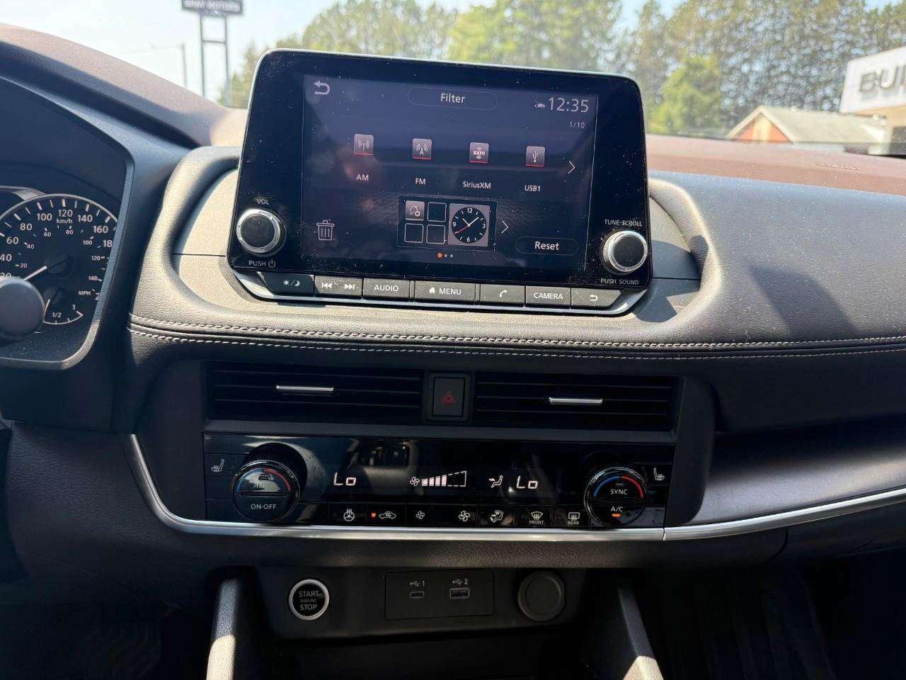 2023 Nissan Rogue ALL WEATHER MATS. PANORAMIC MOONROOF. LEATHER SEATING. FUEL EFFICIENT. CERTIFIED. Photo