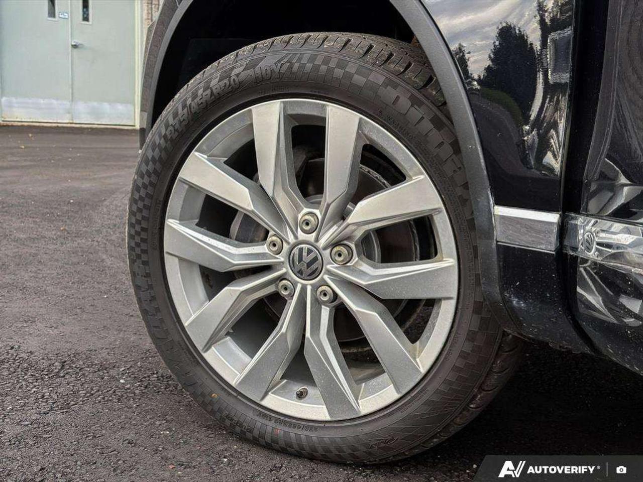 2016 Volkswagen Touareg EXECLINE 3.6 4MOTION   CERTIFIED AS-TRADED Photo