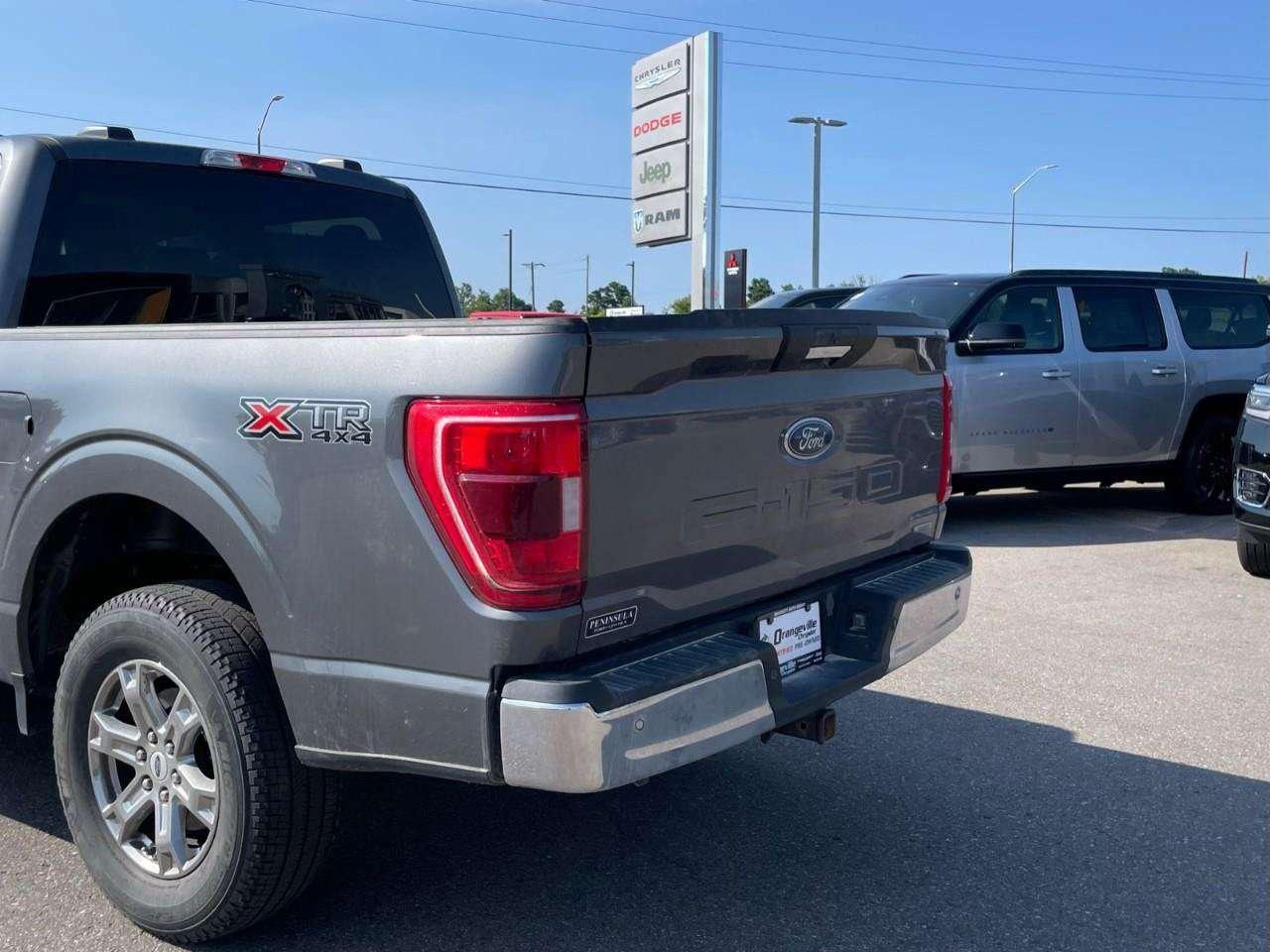 2023 Ford F-150 CLEAN CARFAX   4X4   NAV Photo