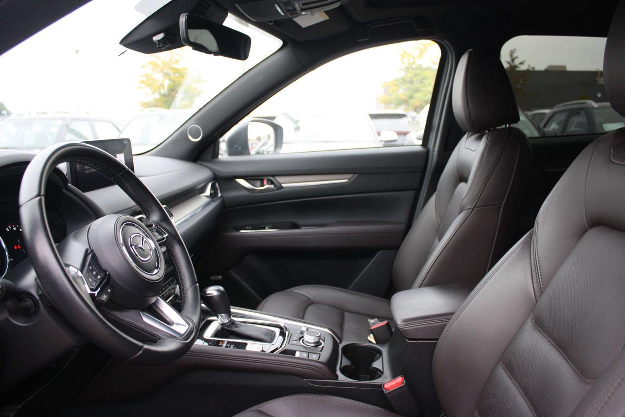 2023 Mazda CX-5 Signature / Turbo AWD / HUD / 360 Camera Photo