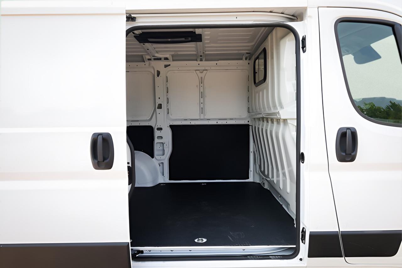2025 RAM ProMaster TRADESMAN LOW ROOF 118 IN. WB Photo