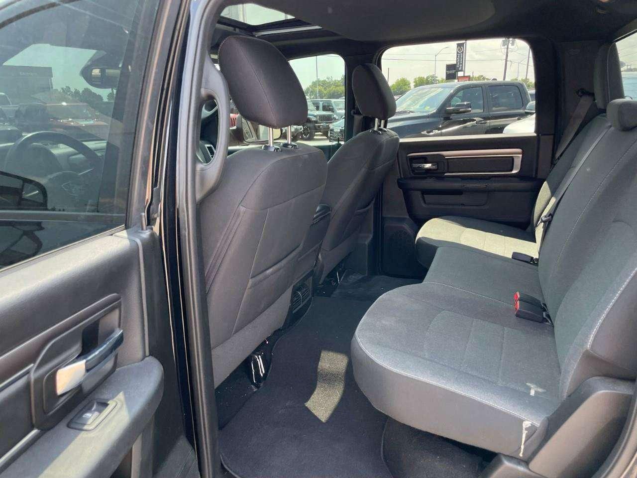 2021 RAM 1500 5.7L HEMI V8   4X4   ACCIDENT FREE Photo