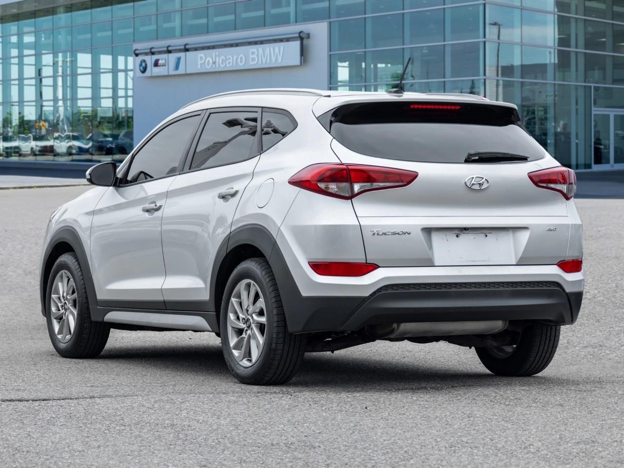 2017 Hyundai Tucson Premium 2.0 4dr All-Wheel Drive Photo4