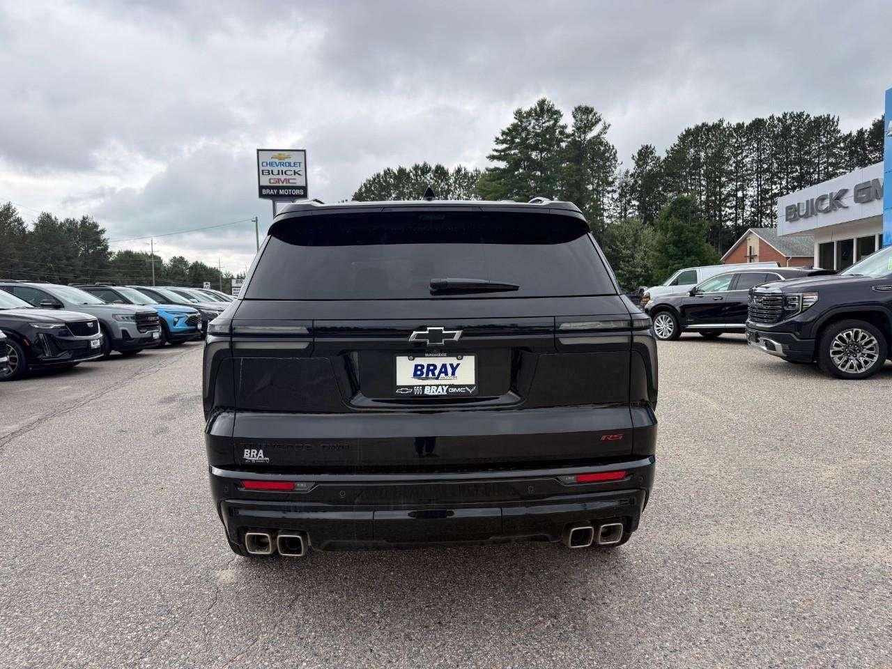 2026 Chevrolet Traverse SUPER CRUISE HANDS FREE DRIVING. TRAILERING PKG. 7 PASSENGER SEATING. LOADED. LEASE RETURN. Photo4
