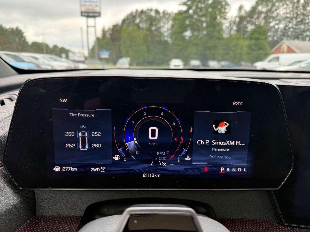 2026 Chevrolet Traverse SUPER CRUISE HANDS FREE DRIVING. TRAILERING PKG. 7 PASSENGER SEATING. LOADED. LEASE RETURN. Photo