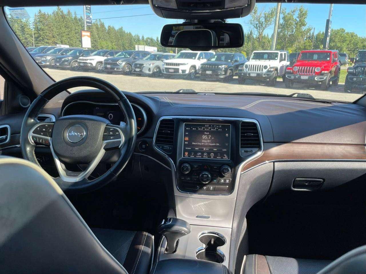2014 Jeep Grand Cherokee 4WD 4dr Overland Photo