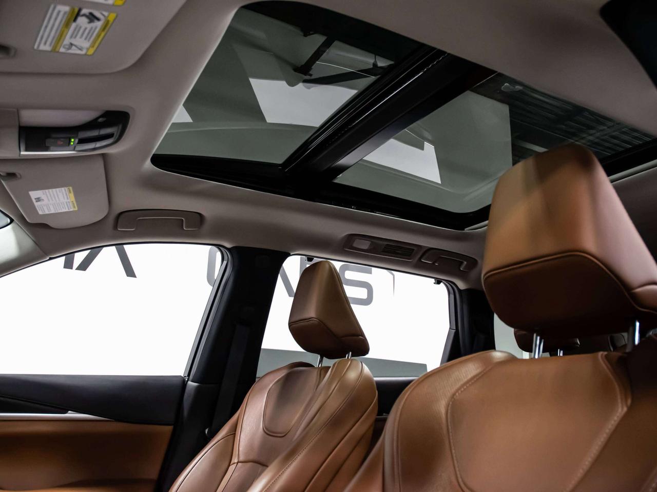 2024 Infiniti QX60 SENSORY 7 PASSENGER BROWN INT HEADS UP NAVI Photo