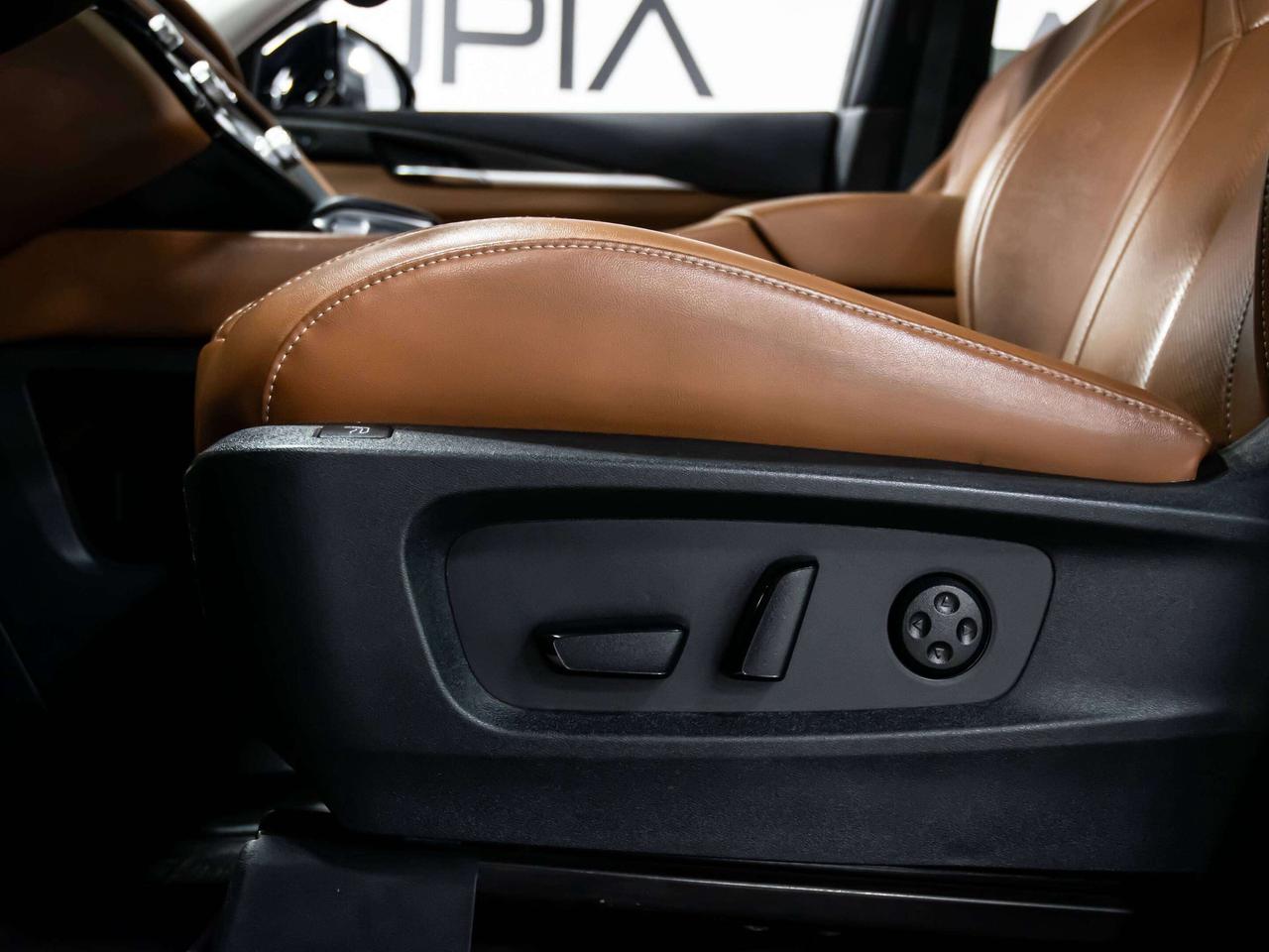 2024 Infiniti QX60 SENSORY 7 PASSENGER BROWN INT HEADS UP NAVI Photo