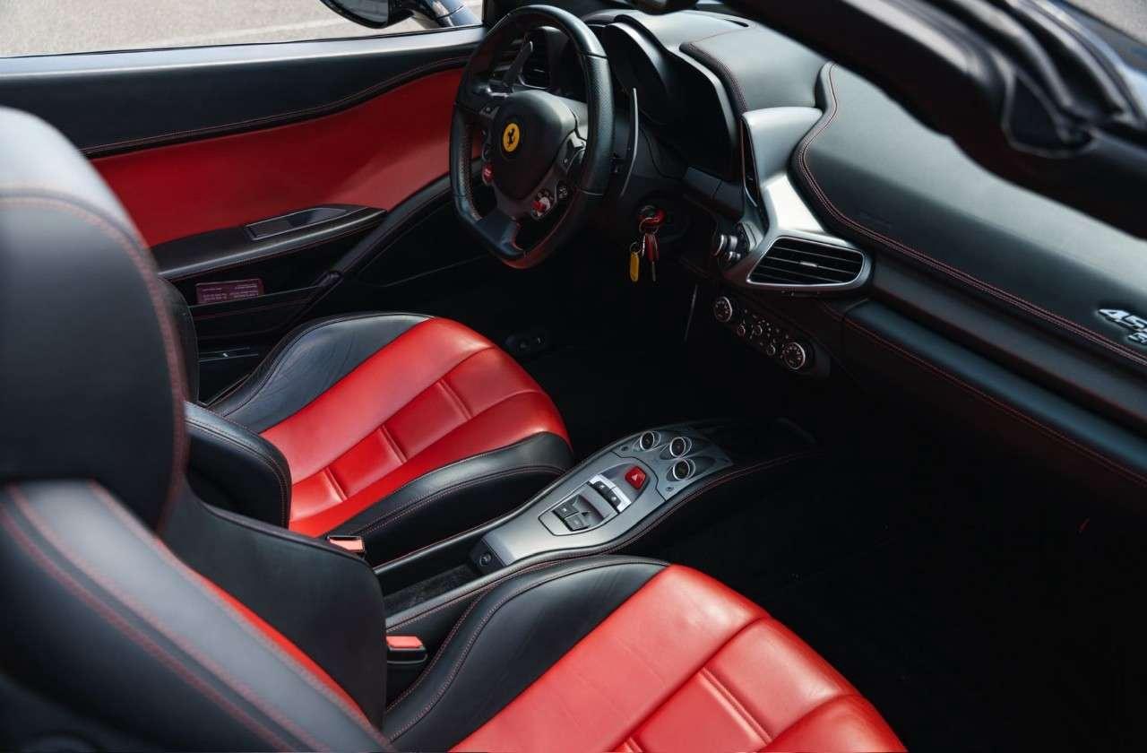 2012 Ferrari 458 2dr Conv Photo