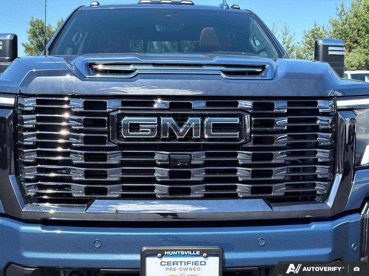 2024 GMC SIERRA 2500HD One Owner   Heated + Vented Seats   Trailer Brake Controller   Remote Start Photo
