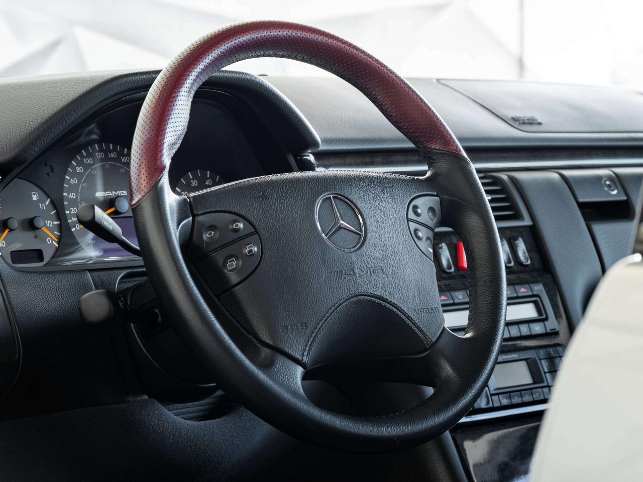 2000 Mercedes-Benz E-Class Others Photo