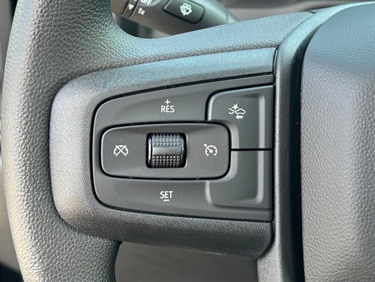 2026 GMC Sierra 1500 Crew Cab Short Box 4-Wheel Drive Pro Photo