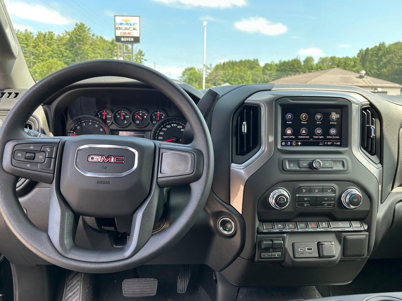 2026 GMC Sierra 1500 Crew Cab Short Box 4-Wheel Drive Pro Photo