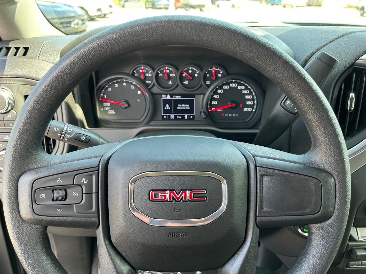 2026 GMC Sierra 1500 Crew Cab Short Box 4-Wheel Drive Pro Photo