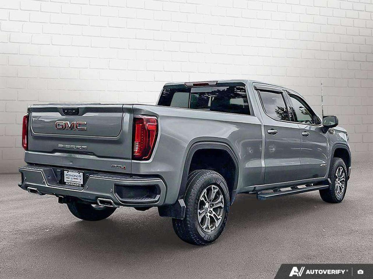 2024 GMC Sierra 1500 One Owner   Trailer Brake Controller   Sunroof   Heated Seats Photo