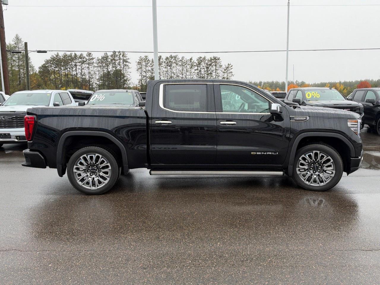 2026 GMC Sierra 1500 Crew Cab Short Box 4-Wheel Drive Denali Ultimate Photo