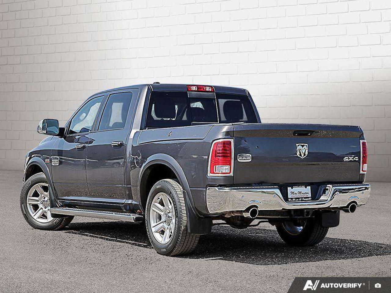 2016 RAM 1500 LONGHORN, 5.7L HEMI V8, 4X4, ALLOYS, LEATHER, RAM BOX, ALPINE, LOW KMS, 2-OWNERS, AS-TRADED CERTIFIED! Photo