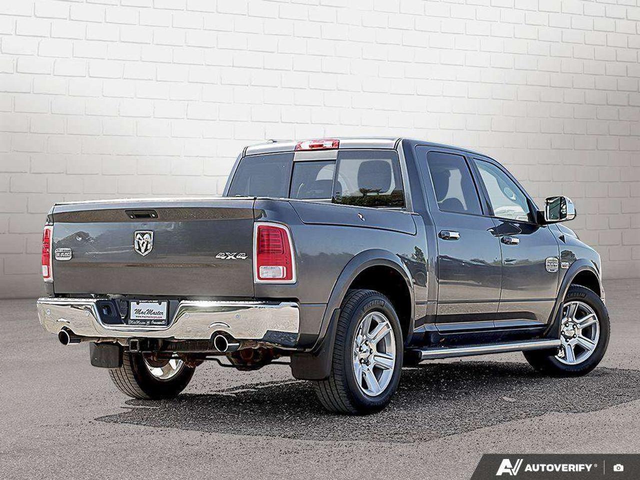 2016 RAM 1500 LONGHORN, 5.7L HEMI V8, 4X4, ALLOYS, LEATHER, RAM BOX, ALPINE, LOW KMS, 2-OWNERS, AS-TRADED CERTIFIED! Photo
