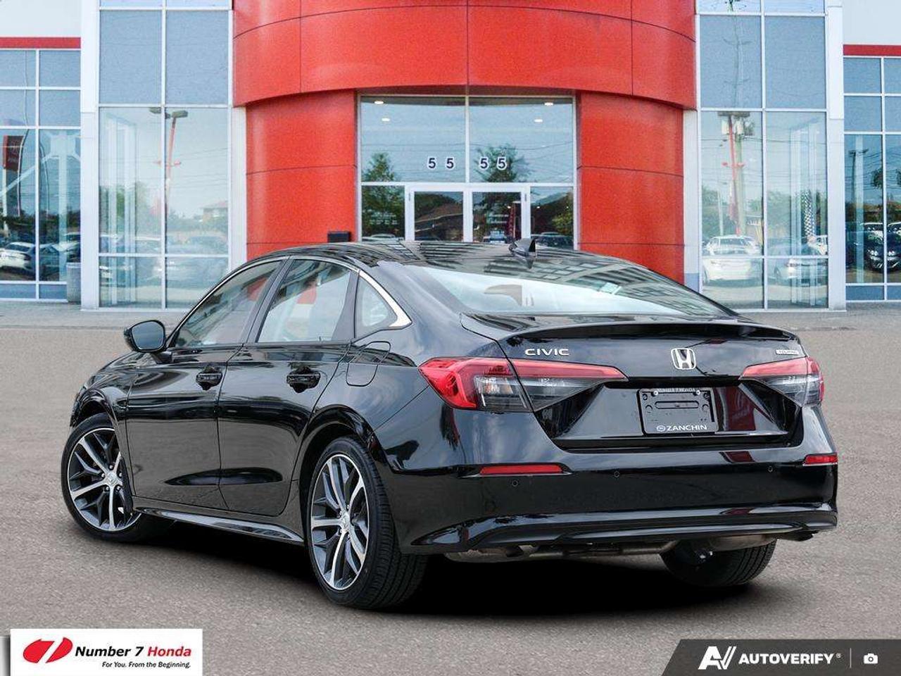 2024 Honda Civic Touring *EXTENDED POWERTRAIN  WARRANTY Photo4