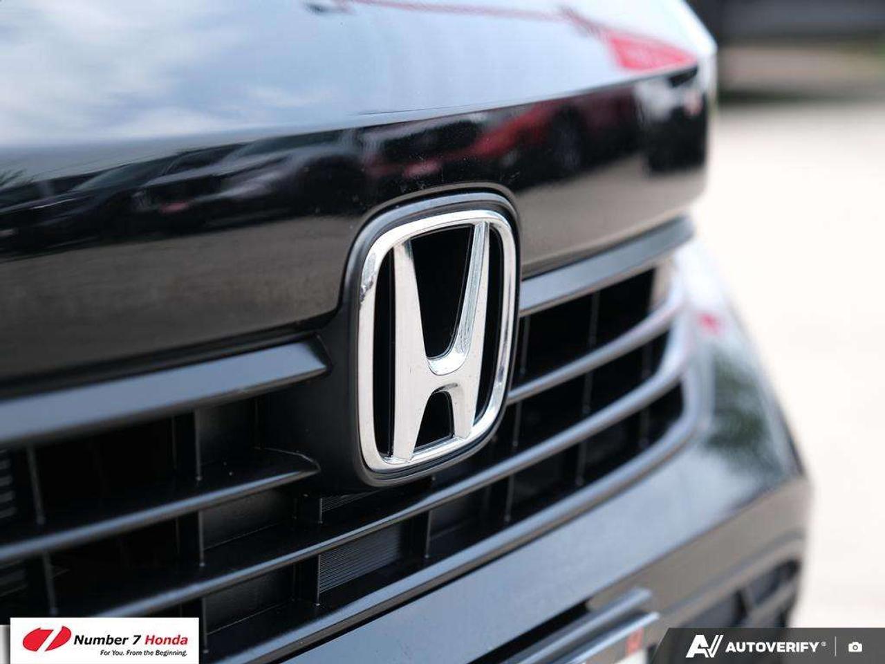 2024 Honda Civic Touring *EXTENDED POWERTRAIN  WARRANTY Photo