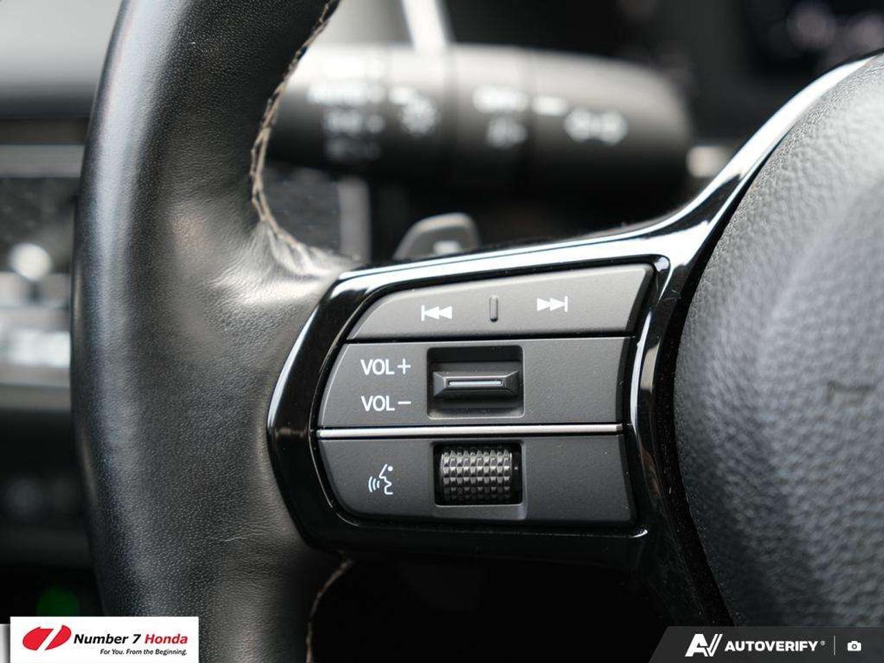 2024 Honda Civic Touring *EXTENDED POWERTRAIN  WARRANTY Photo