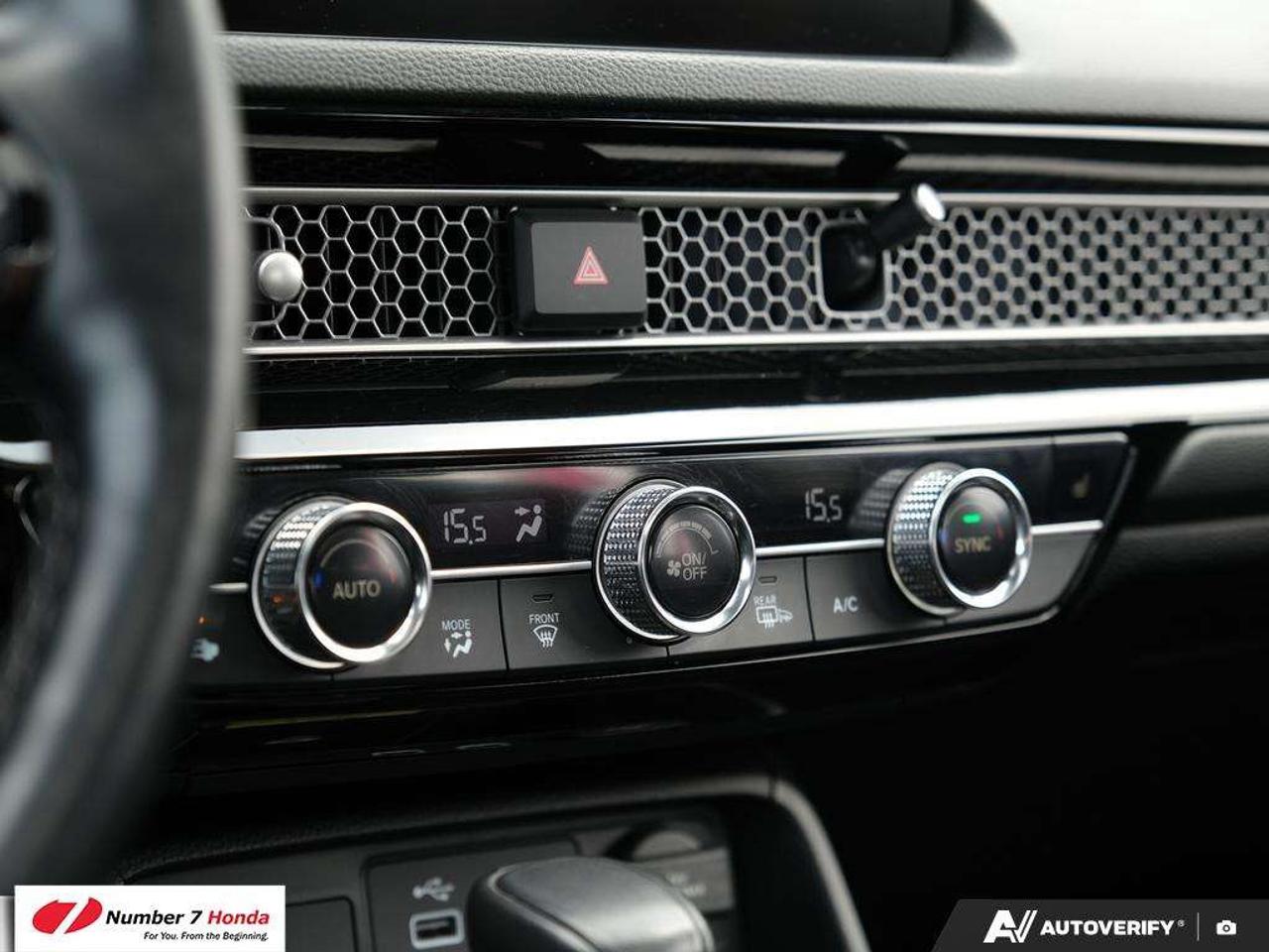 2024 Honda Civic Touring *EXTENDED POWERTRAIN  WARRANTY Photo