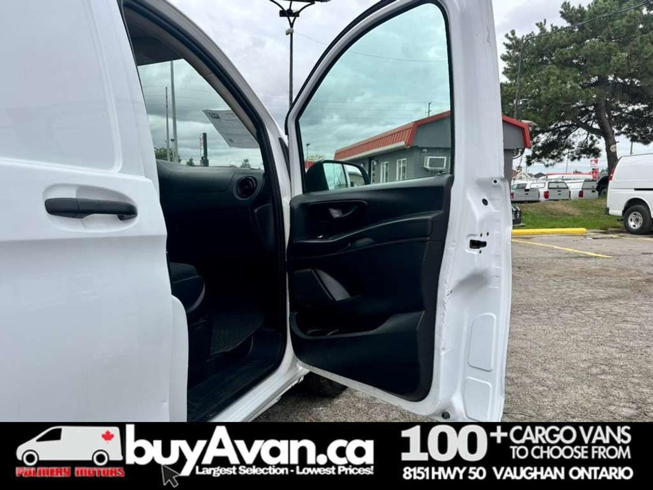 2021 Mercedes-Benz Metris Cargo 126WB + Divider *NO EXTRA FEES* Photo
