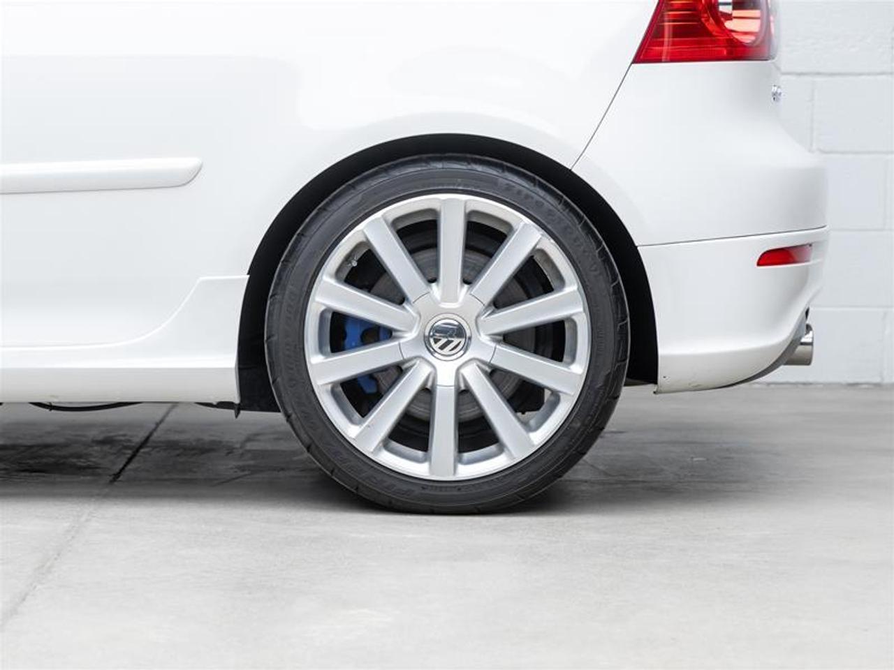 2008 Volkswagen Golf  Photo