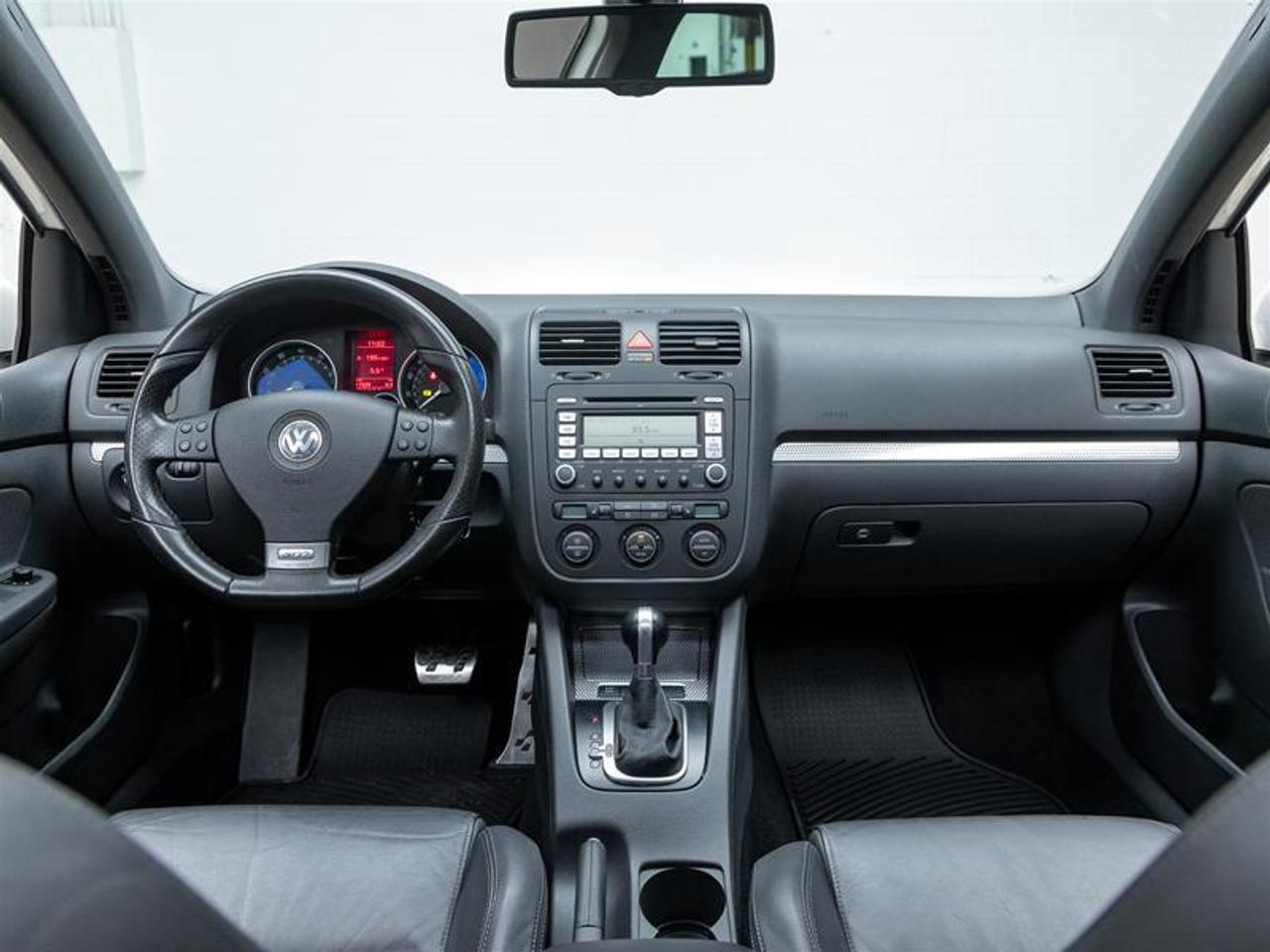 2008 Volkswagen Golf  Photo