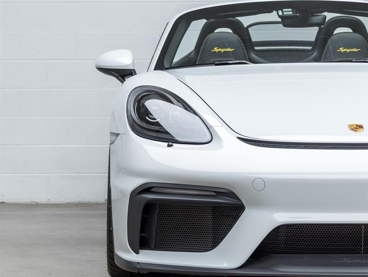 2022 Porsche 718 Spyder  Photo